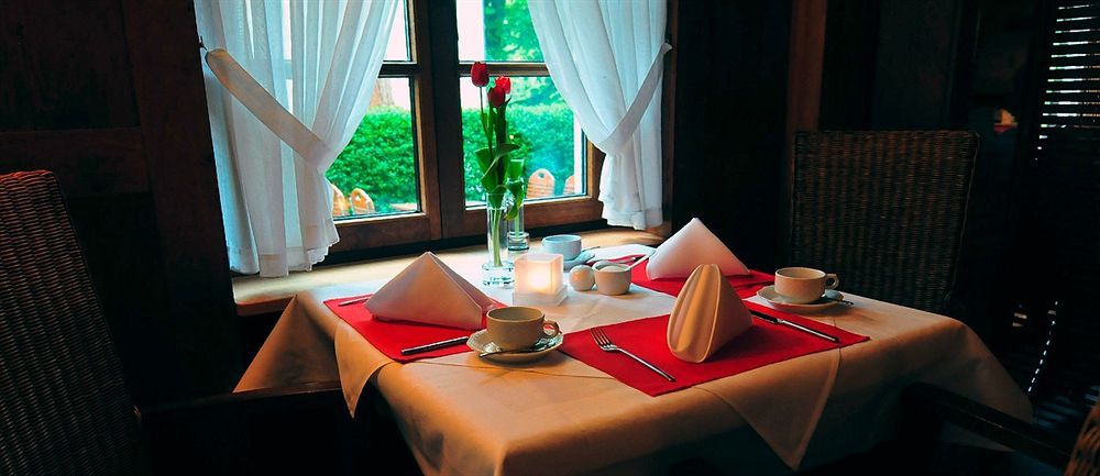 Hotel Am Ruhrufer Business & Golf Mülheim an der Ruhr Buitenkant foto